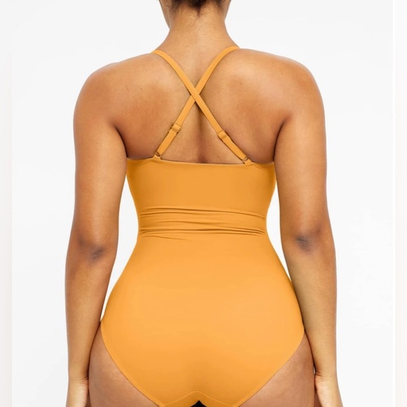 SHAPELLX  Smart Sculpt U-Ring Cut Out Shaping Swimsuit - Picture 4 of 10